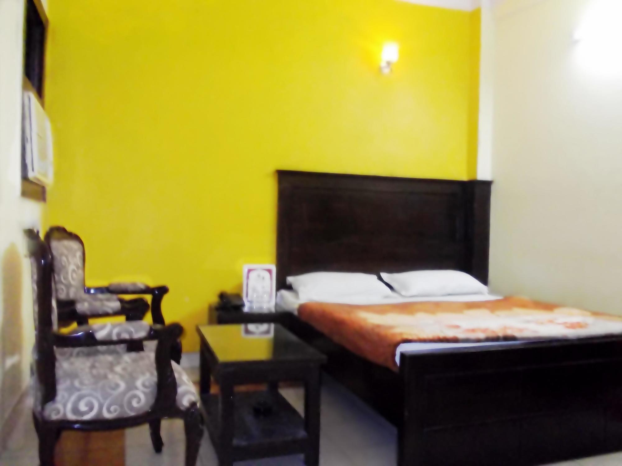 Hotel Shreeram Deluxe New Delhi Ngoại thất bức ảnh